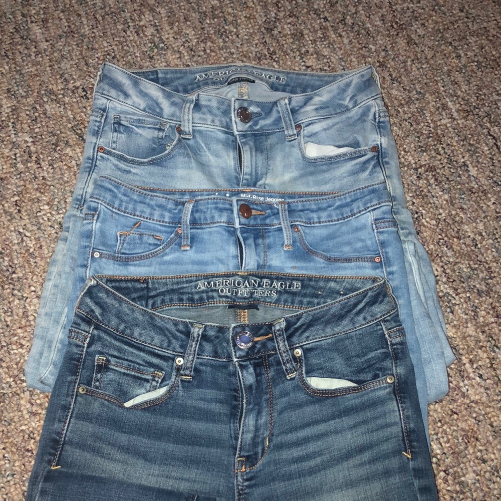 3 pair of jeans